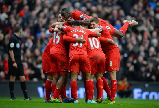 因伤缺席今年剩余比赛阵容：德布劳内、卡瓦哈尔、加维等在列（因伤无缘今年剩余赛事：德布劳内、卡瓦哈尔、加维等名列其中）