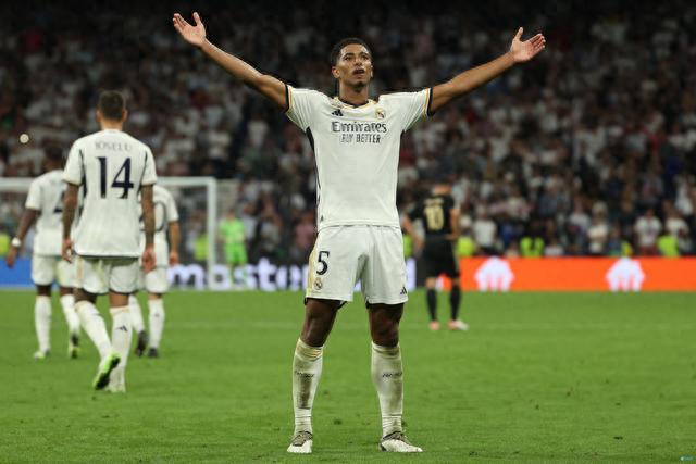 你看到的是结果，他看到的是过程（你看见的是结局，他注视的是历程）