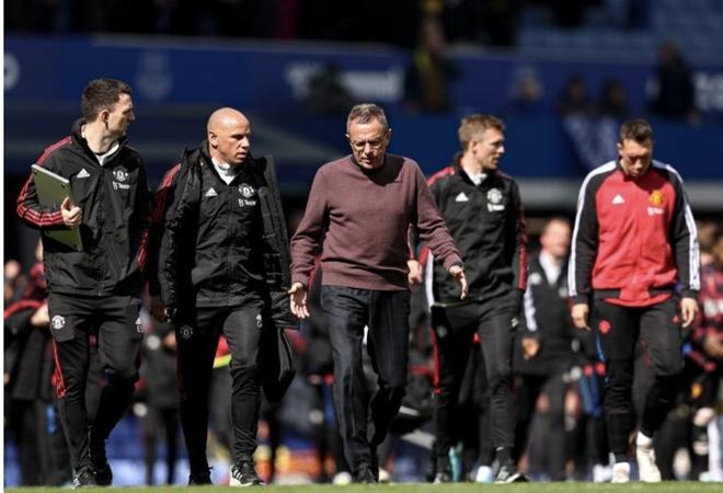 意杯前瞻：国米战威尼斯开启杯赛，密集赛程下蓝黑军战意成疑（意杯前瞻：国米对阵威尼斯打响征途，密集赛程下蓝黑战意存疑）