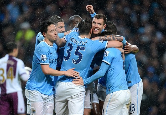 亚马尔被换下后不太高兴？弗里克打趣：下场我就让亚马尔替补（亚马尔被换显不满？弗里克笑称：下一场让他当替补）