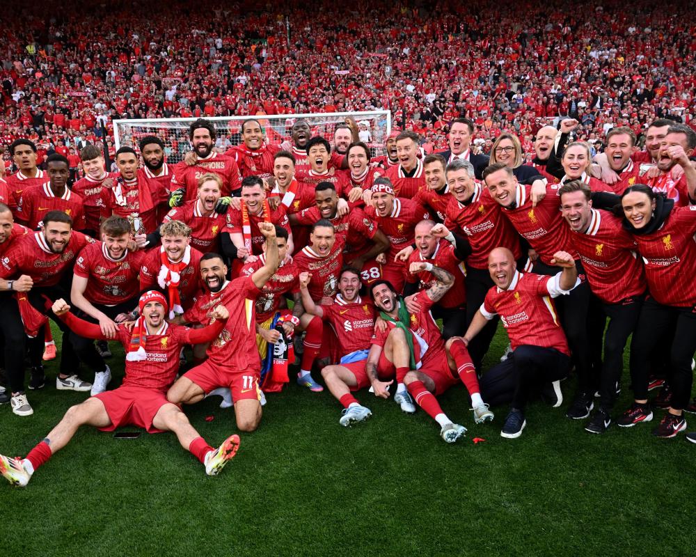 大杀四方！内维斯战亚美尼亚全场数据：6射3正上演帽子戏法（内维斯状态火热：对阵亚美尼亚6射3射正，上演帽子戏法）